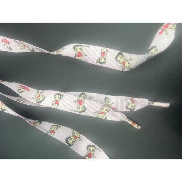 Betty boop small plate and shoe lace - Picture 5 of 10